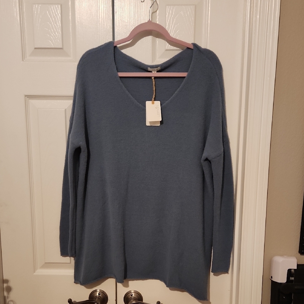 Lemon Soft Blue Lounge Top